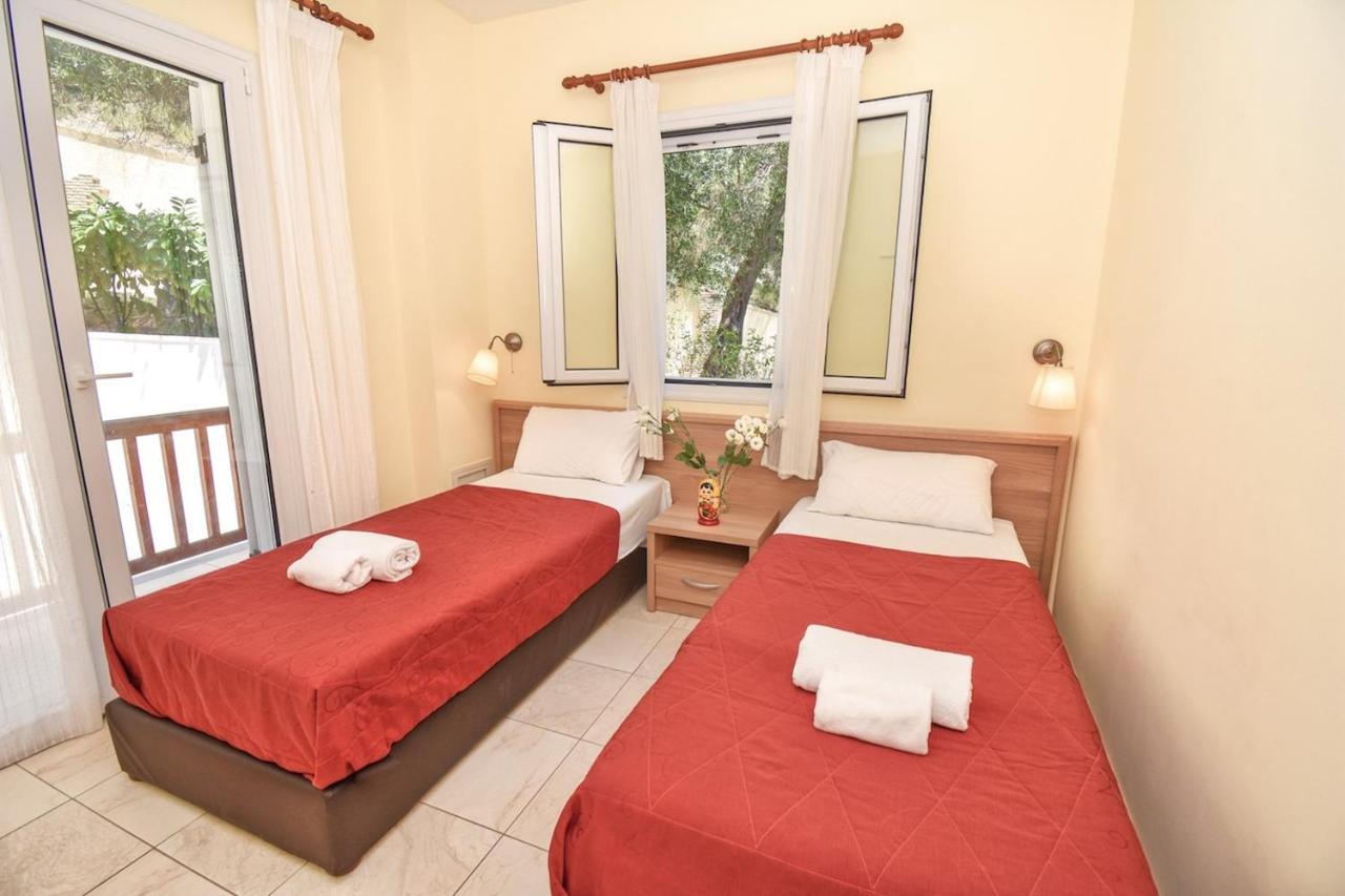 Corfu Resorts Apartments Pelekas Exterior photo